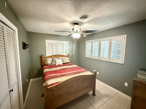 1009 Ne 18th Street Belle Glade FL 33430