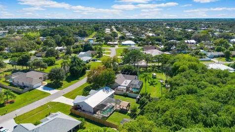 2230 Se Dill Lane Port Saint Lucie FL 34952