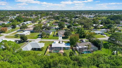 2230 Se Dill Lane Port Saint Lucie FL 34952