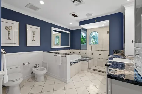 11932 S Edgewater Drive Palm Beach Gardens FL 33410