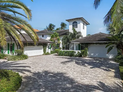 11932 S Edgewater Drive Palm Beach Gardens FL 33410