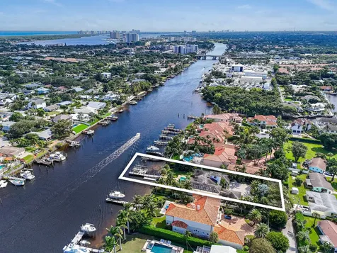 11932 S Edgewater Drive Palm Beach Gardens FL 33410