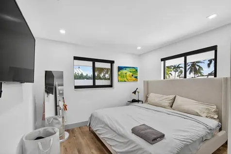 12 Leeward Circle Tequesta FL 33469