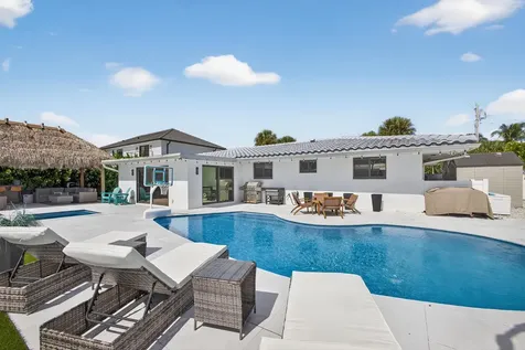 12 Leeward Circle Tequesta FL 33469