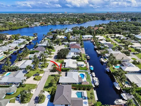 12 Leeward Circle Tequesta FL 33469