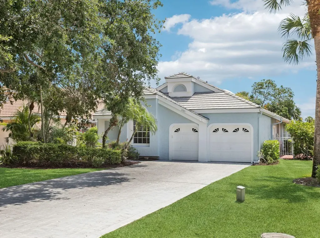 12921 Oak Knoll Drive Palm Beach Gardens FL 33418