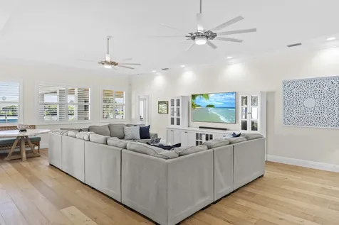 2821 Se North Lookout Boulevard Port Saint Lucie FL 34984