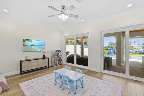 2821 Se North Lookout Boulevard Port Saint Lucie FL 34984