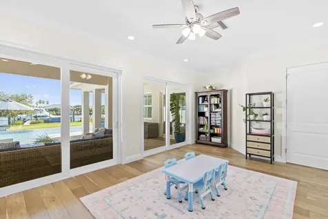 2821 Se North Lookout Boulevard Port Saint Lucie FL 34984