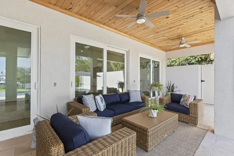 2821 Se North Lookout Boulevard Port Saint Lucie FL 34984