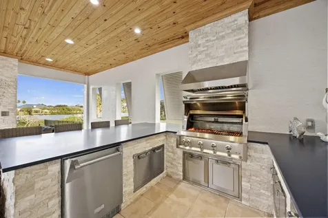 2821 Se North Lookout Boulevard Port Saint Lucie FL 34984