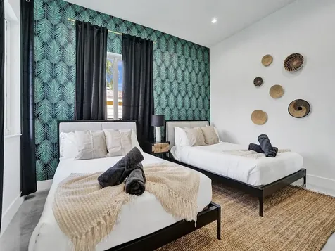 1220 Ne 15th Avenue Fort Lauderdale FL 33304