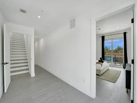 1220 Ne 15th Avenue Fort Lauderdale FL 33304