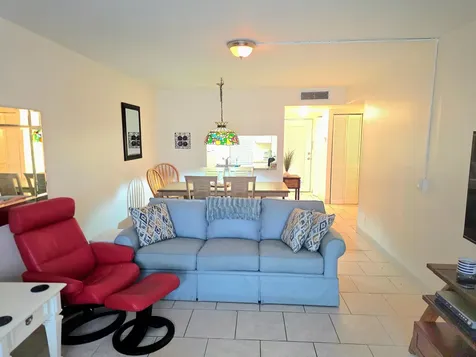 2841 Somerset Drive Lauderdale Lakes FL 33311