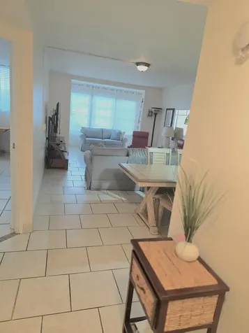 2841 Somerset Drive Lauderdale Lakes FL 33311