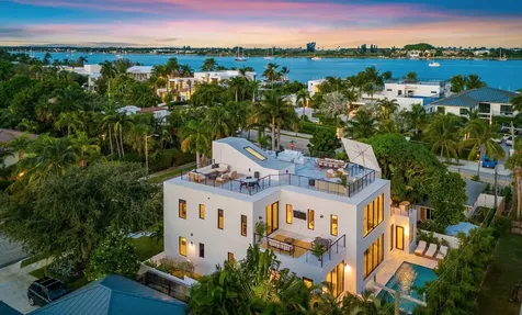 214 28th Street West Palm Beach FL 33407