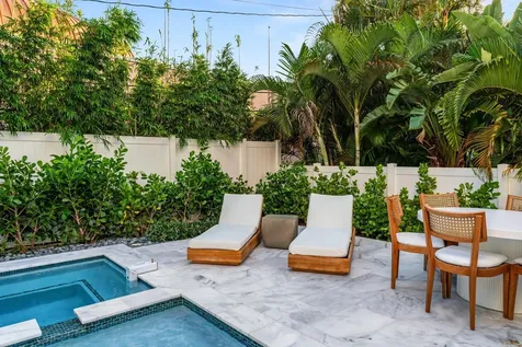 214 28th Street West Palm Beach FL 33407