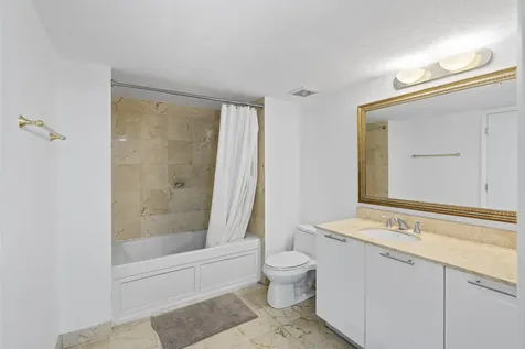 1800 N Bayshore Drive Miami FL 33132