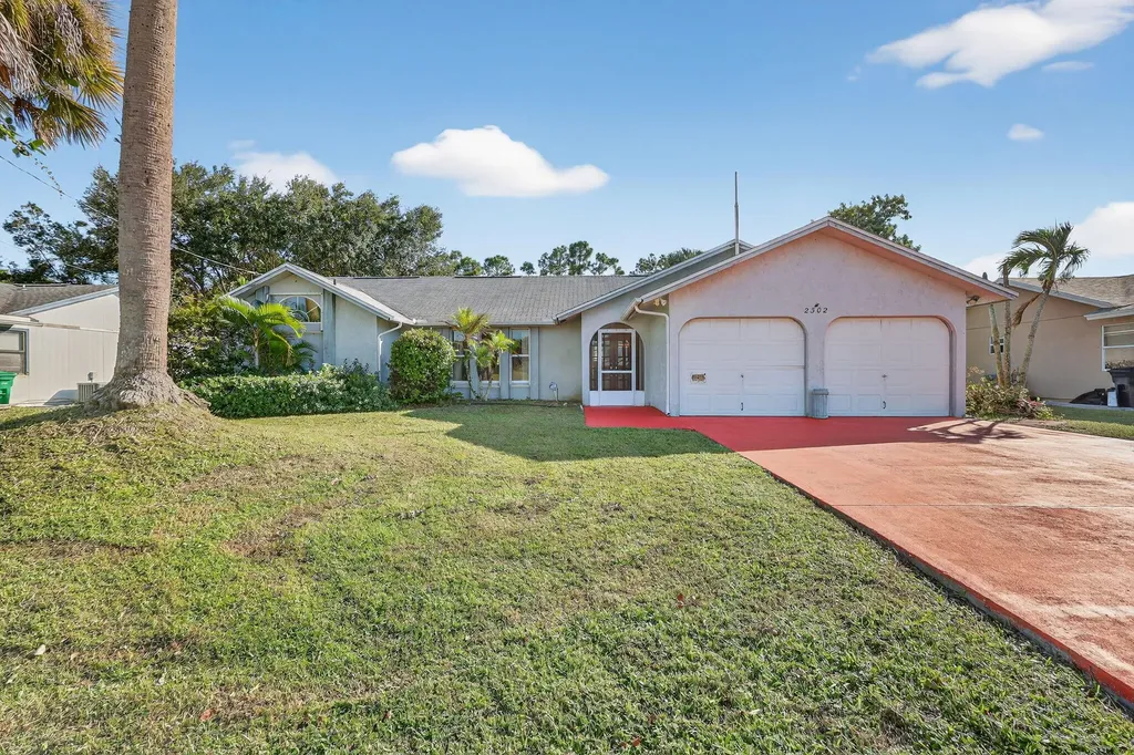 2302 Se Tiffany Avenue Port Saint Lucie FL 34952
