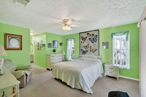 2302 Se Tiffany Avenue Port Saint Lucie FL 34952