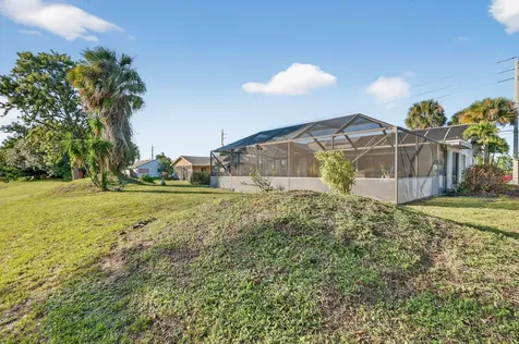 2302 Se Tiffany Avenue Port Saint Lucie FL 34952