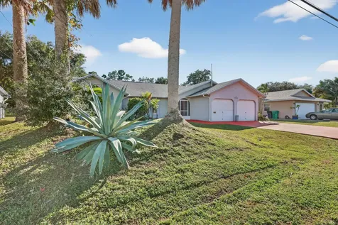 2302 Se Tiffany Avenue Port Saint Lucie FL 34952