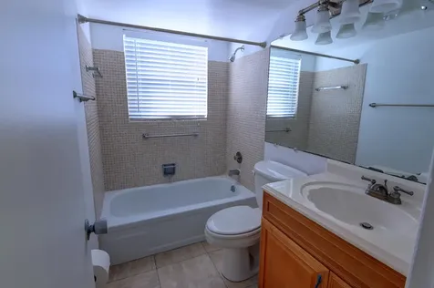 89 Canterbury D West Palm Beach FL 33417