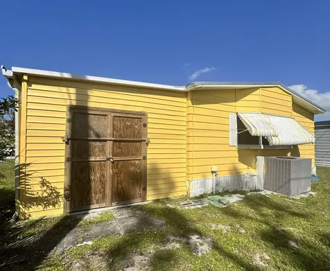 9 San Felipe Fort Pierce FL 34951