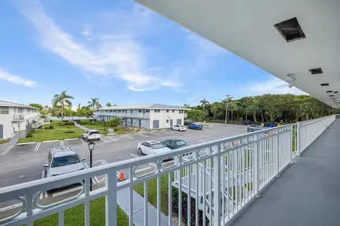 2560 S Federal Highway Boynton Beach FL 33435