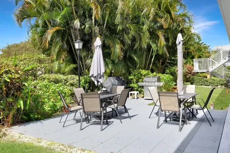 2542 S Federal Highway Boynton Beach FL 33435
