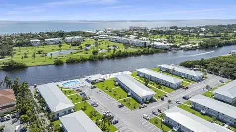 2542 S Federal Highway Boynton Beach FL 33435