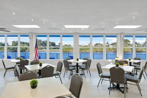2542 S Federal Highway Boynton Beach FL 33435