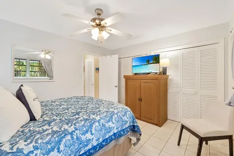 2542 S Federal Highway Boynton Beach FL 33435