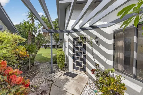 5082 Pine Drive Boynton Beach FL 33437