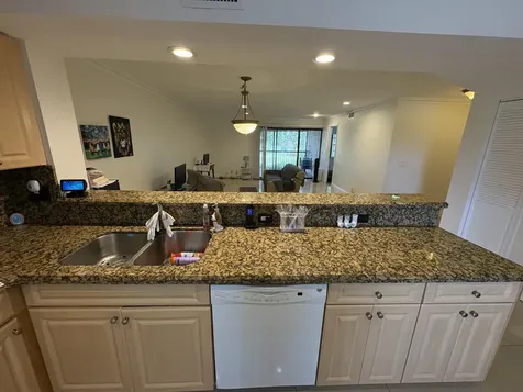 1400 Nw 45th Street Deerfield Beach FL 33064