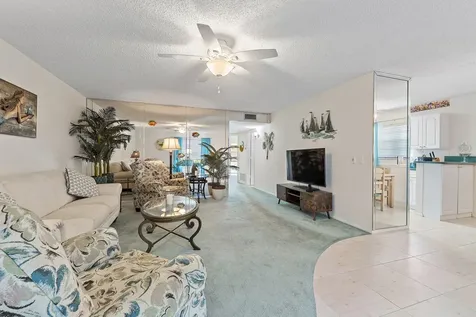 14 Lake Vista Trail Port Saint Lucie FL 34952