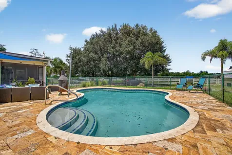 14095 Biddex Road Loxahatchee Groves FL 33470