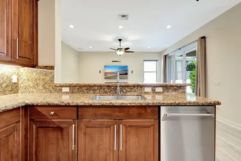7937 Emerald Winds Circle Boynton Beach FL 33473