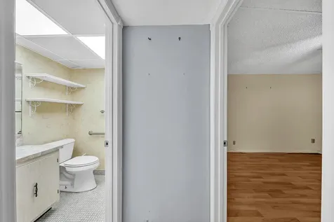 548 Normandy L Delray Beach FL 33484