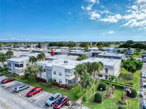 548 Normandy L Delray Beach FL 33484