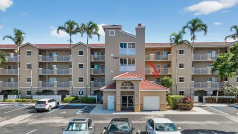 5842 Crystal Shores Drive Boynton Beach FL 33437
