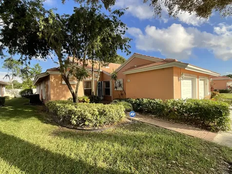 5570 Royal Lake Circle Boynton Beach FL 33437