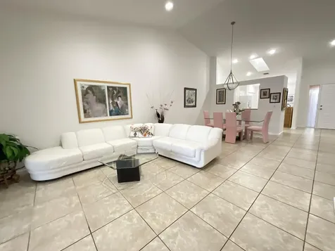 5570 Royal Lake Circle Boynton Beach FL 33437