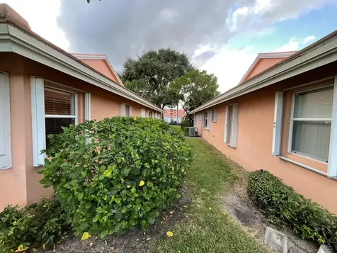 5570 Royal Lake Circle Boynton Beach FL 33437