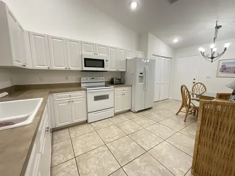 5570 Royal Lake Circle Boynton Beach FL 33437