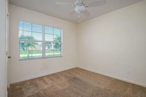 428 Se Fairchild Avenue Port Saint Lucie FL 34984