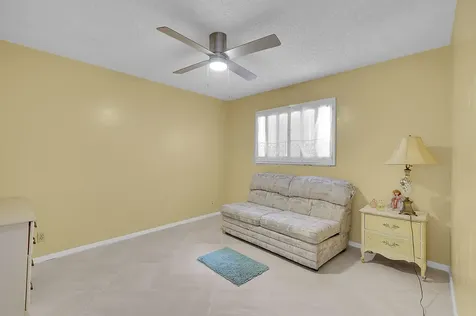 4000 Nw 44th Avenue Lauderdale Lakes FL 33319