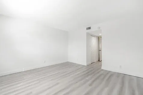 2208 S Cypress Bend Drive Pompano Beach FL 33069