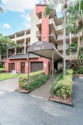 2208 S Cypress Bend Drive Pompano Beach FL 33069