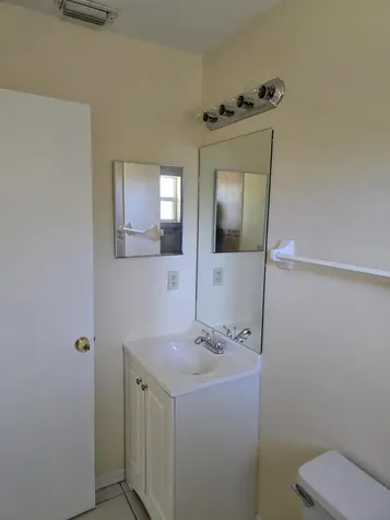 324 Nw Hogan Street Port Saint Lucie FL 34983